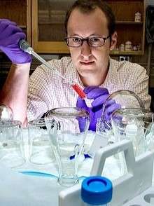 Syracuse University chemist to use NSF grant to study materials chemistry, nanoscience