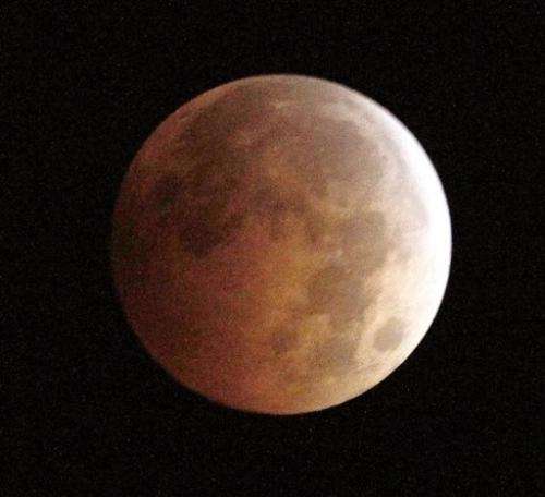 PHOTOS: Lunar eclipse in Asia and the Americas