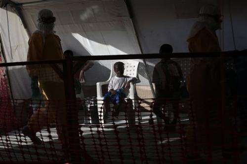 US Ebola labs, parts for clinic arrive in Liberia