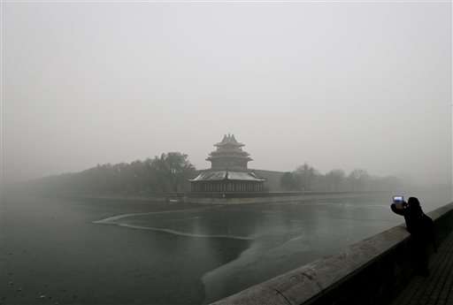 Beijing air pollution reaches hazardous levels (Update)