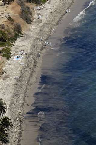 Thousands of gallons of oil sopped up from California coast