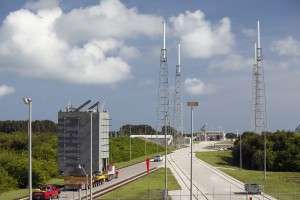 Crew access tower stacking at Cape Canaveral Air Force Station begins