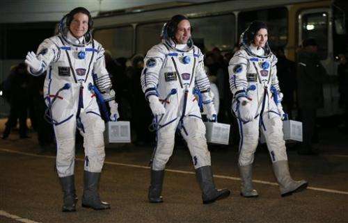 Astronauts back in US side of space station; no ammonia leak
