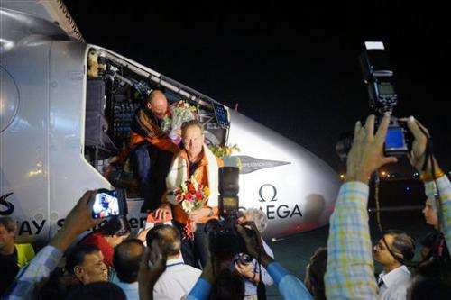 Solar plane pilots urge India to support clean energy drive