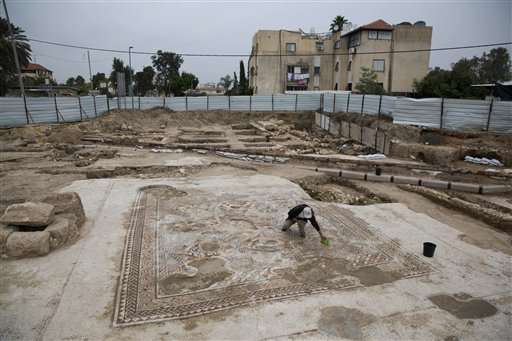 Israel unveils Roman-era mosaic found during construction