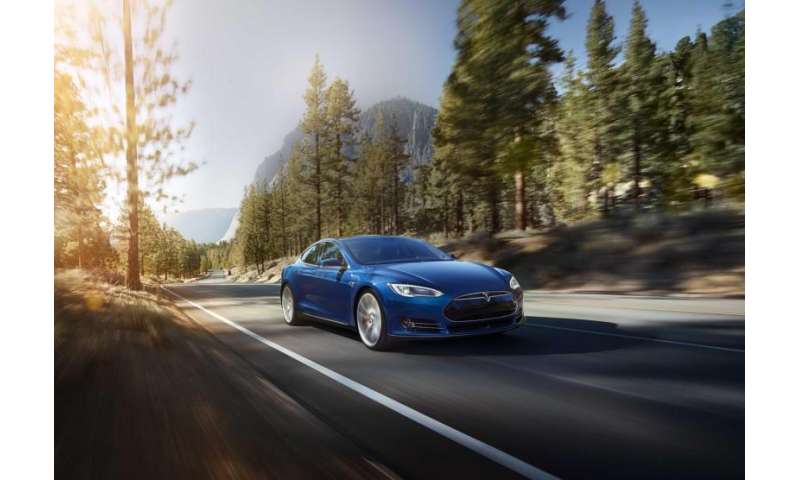 Tesla Model S 70d Introduced At Starting Price Of 75k