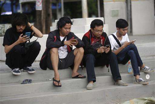 Indonesia's presidential palace bans playing of 'Pokemon Go'