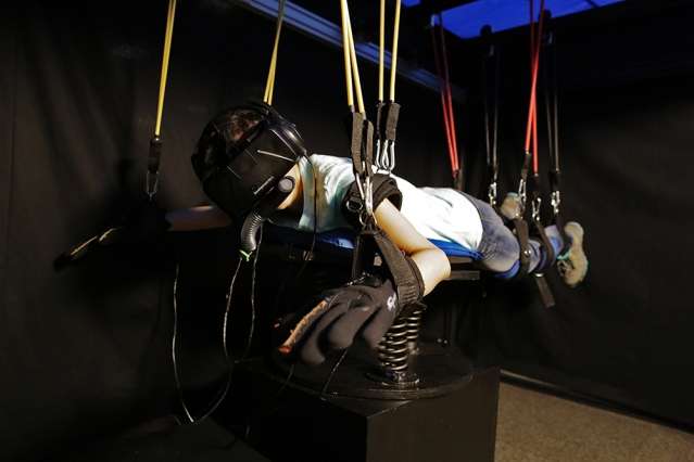SCUBA simulator advances the field of virtual reality while exploring the relationship between diving and disability