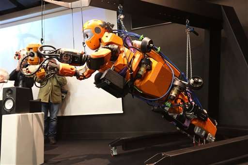 France shows off humanoid underwater exploration robot