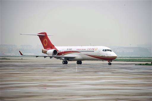 First made-in-China jetliner makes debut commercial flight
