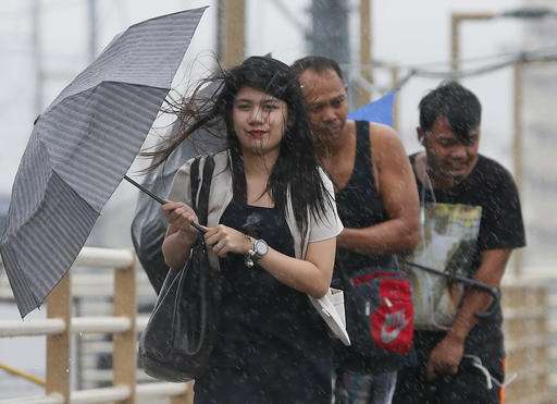 Typhoon leaves one dead, messes up Christmas in Philippines