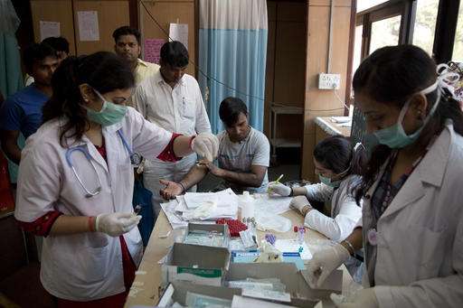 In annual ritual, Delhi struggles with dengue, chikungunya