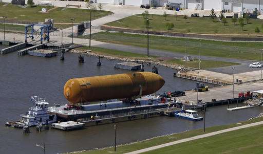 Last surviving space shuttle external tank on way to L.A.