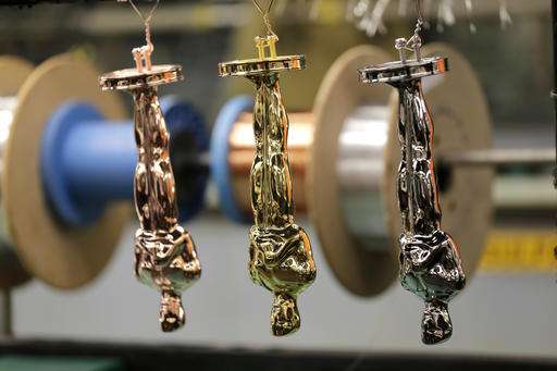 Casting Oscar: Foundry builds each statuette as work of art