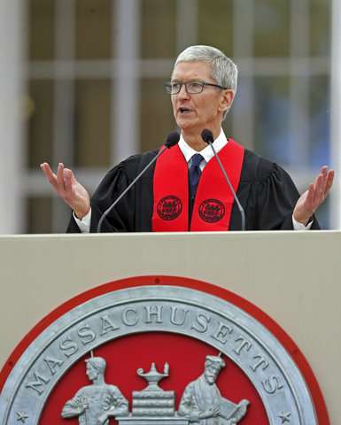 Apple CEO to MIT grads: Tech without values is worthless