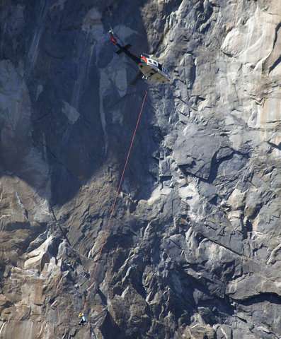 No increased danger after Yosemite rocks fall