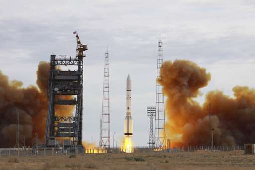 Russian booster rocket puts US satellite in orbit