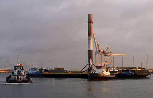 Reused rocket back in port after satellite launch by SpaceX