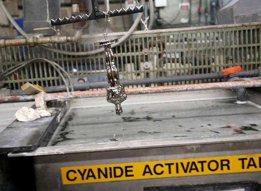 Casting Oscar: Foundry builds each statuette as work of art