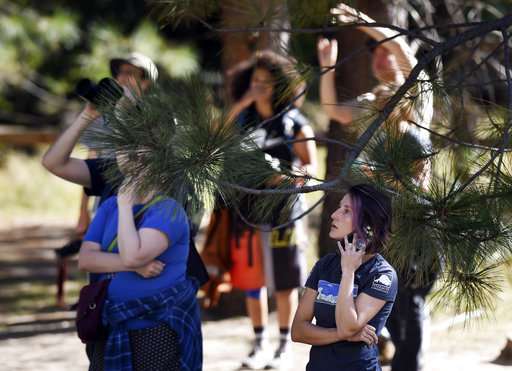 No increased danger after Yosemite rocks fall