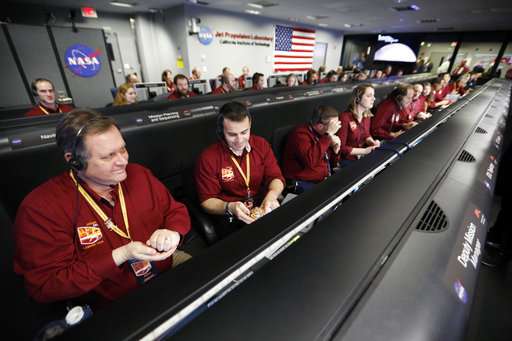 Mars touchdown: NASA spacecraft survives supersonic plunge