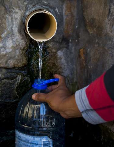 'Day Zero': Water shut-off looms in South Africa's Cape Town