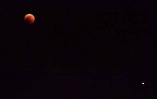 Complete lunar eclipse begins, the longest of this century