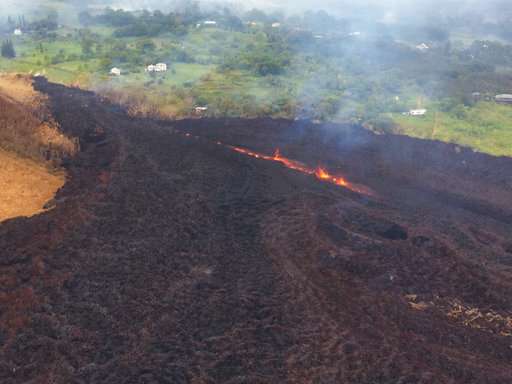 'It smelled like sulfur:' Ash falls near Hawaii volcano