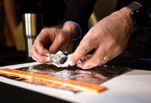 Meteorite hunters find first fragments of Michigan meteor