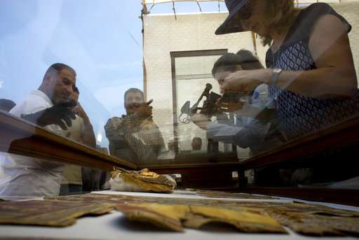 Archaeologists in Egypt discover mummification workshop