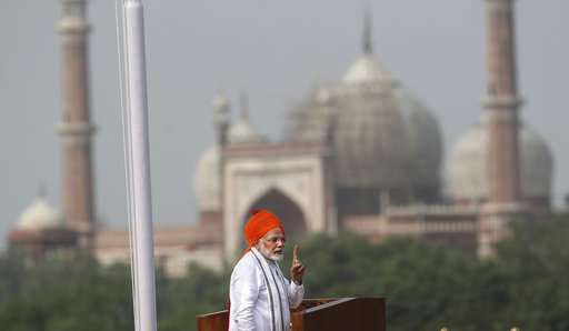 Modi says India will send manned flight into space by 2022