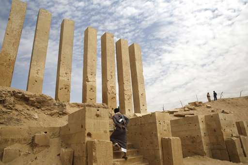 Ancient temple left neglected as Yemen war threatens history