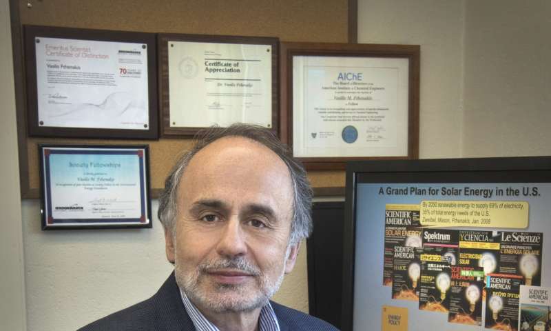 Vasilis Fthenakis receives IEEE's William R. Cherry Award