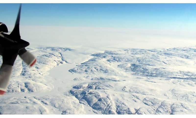 Ice sheets in Greenland and the Antarctic have shed more than 430 billion tonnes per year in the last 10 years