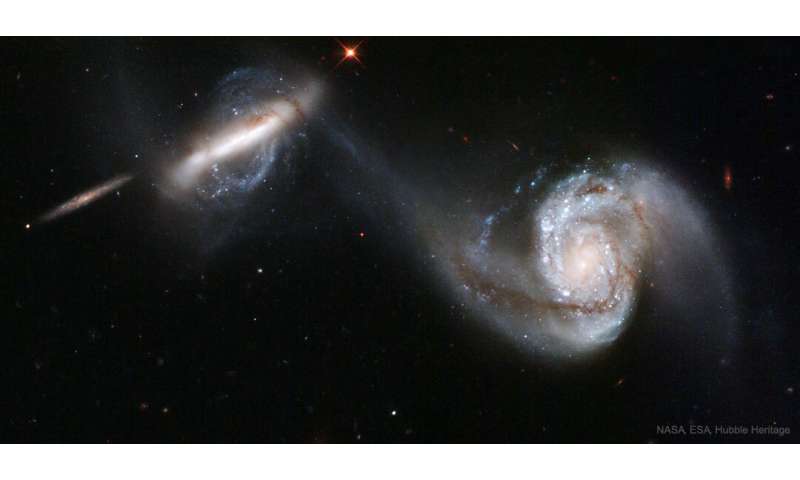 Record-number of over 200,000 galaxies confirm: galaxy mergers ignite star bursts