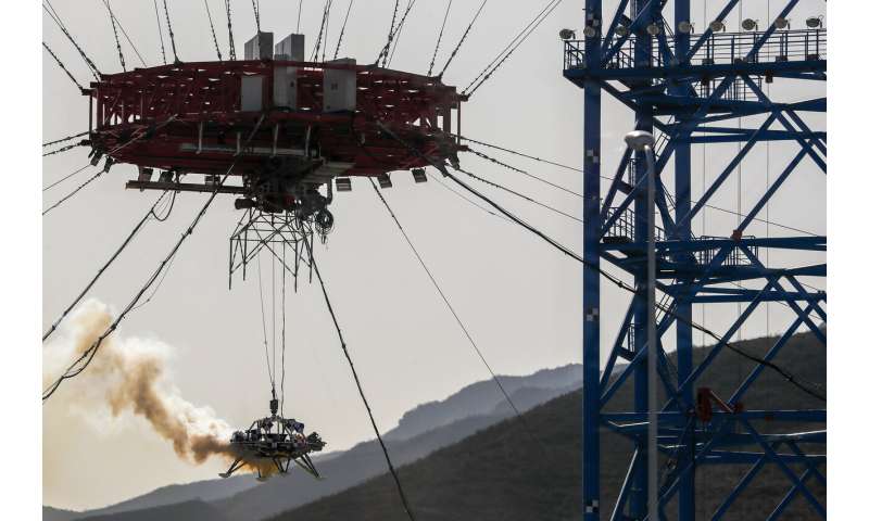 China tests Mars lander in international cooperation push