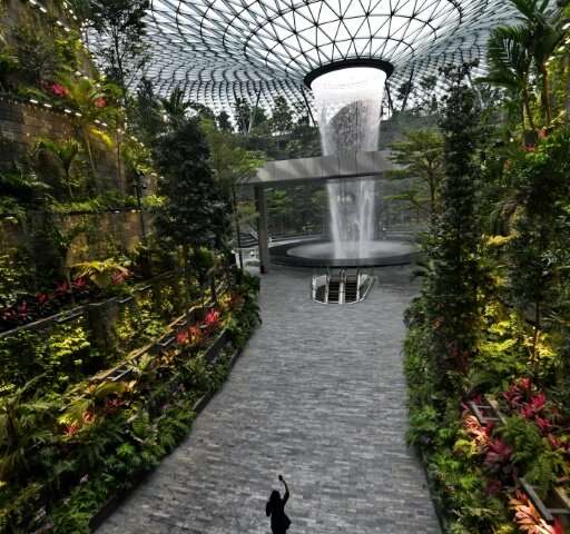 Changi airport is trying to attract long-haul travellers over other hubs such as Hong Kong and Dubai