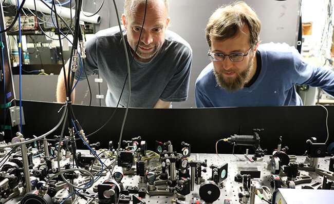 Physicists grab individual atoms in groundbreaking experiment