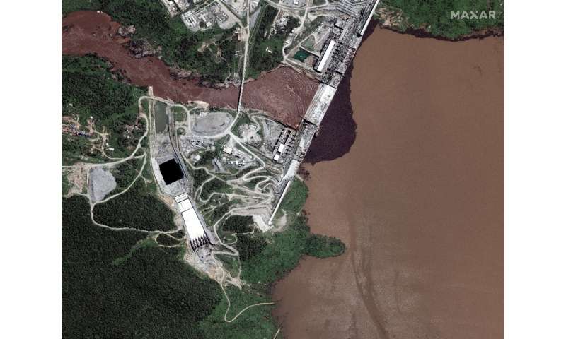 Satellite pictures this week showed water building up behind the dam (image by Maxar Technologies)