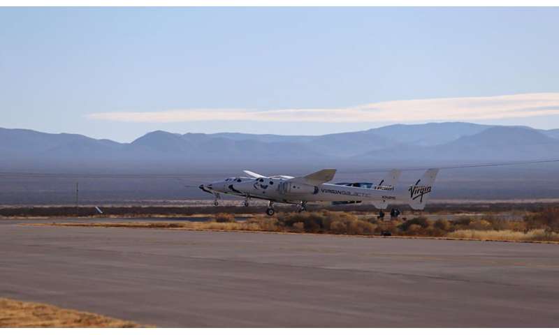 Virgin Galactic makes first flight from New Mexico site