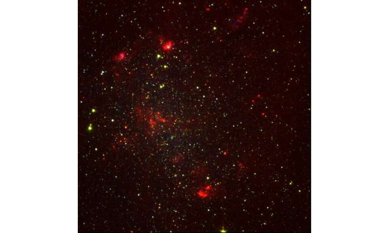 Les astronomes identifient près de 3 000 étoiles candidates d'une galaxie en formation d'étoiles à proximité