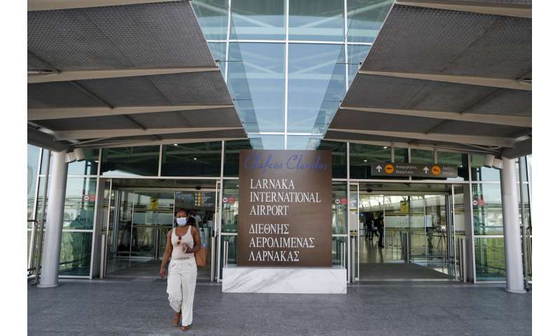 Cyprus resumes commercial flights after ending 11-week ban