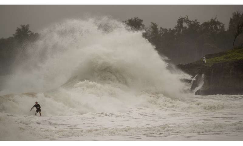 Hurricane Douglas gains strength; skirts the state of Hawaii