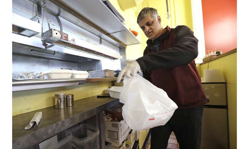 Pandemic deals blow to plastic bag bans, plastic reduction