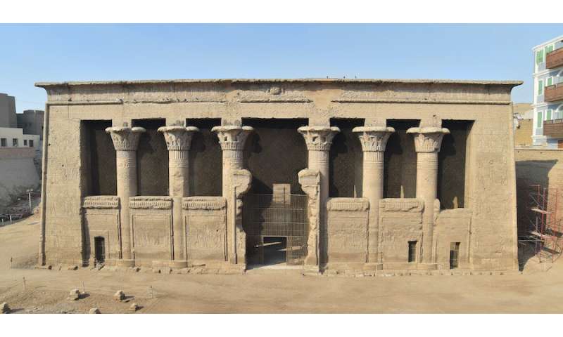 Research project reveals the original pigments of                200-year-old inscriptions at the temple of Esna