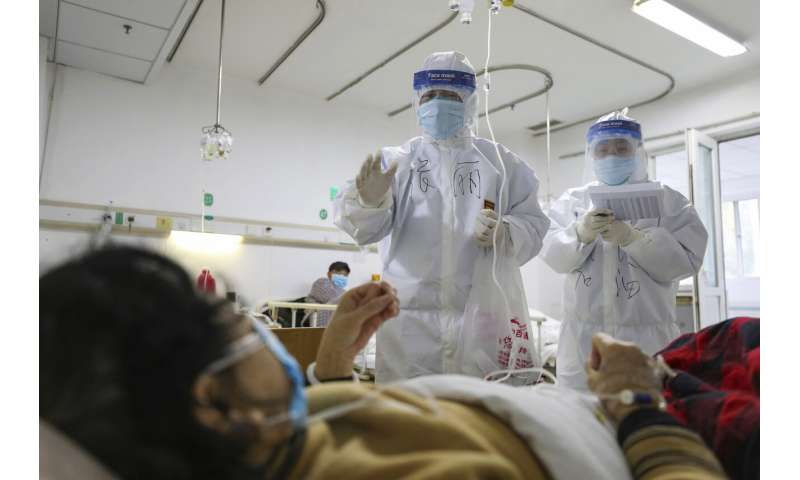 病毒在中国感染了超过1,700名卫生工作者，6人死亡