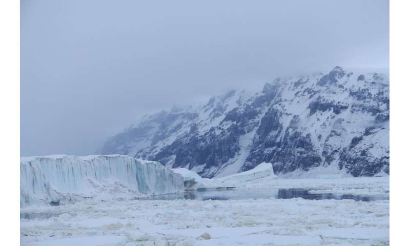 Getting to the bottom of Antarctic ice shelf melt