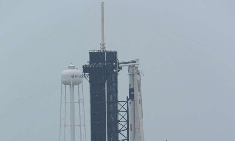 Stormy weather puts damper on SpaceX's 1st astronaut launch