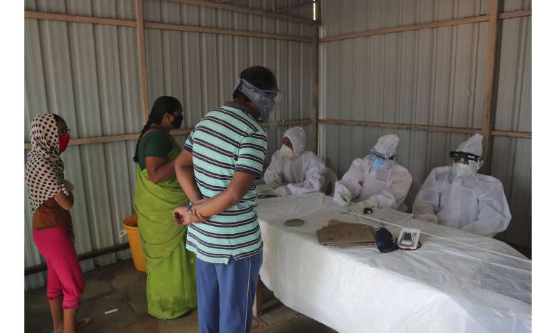 随着疾病向南部转移，印度的病毒感染病例超过300万例