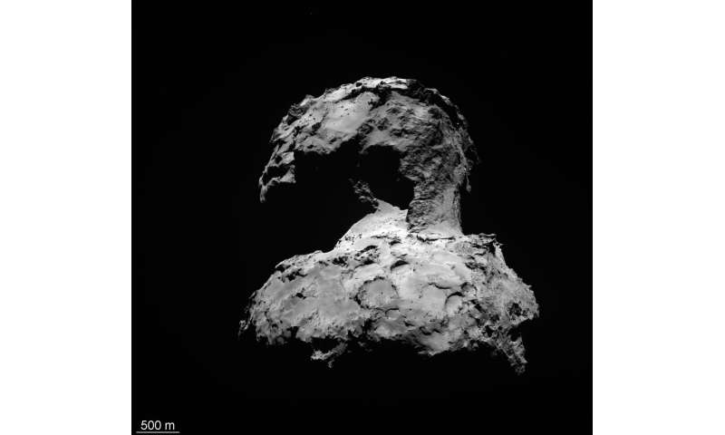 4.5-bil­lion-year-old ice on comet "fluffi­er than cap­puc­ci­no froth"